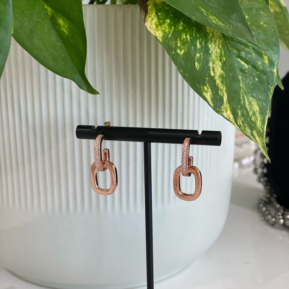 Designer Silver Earring - Picture 1 of 4
